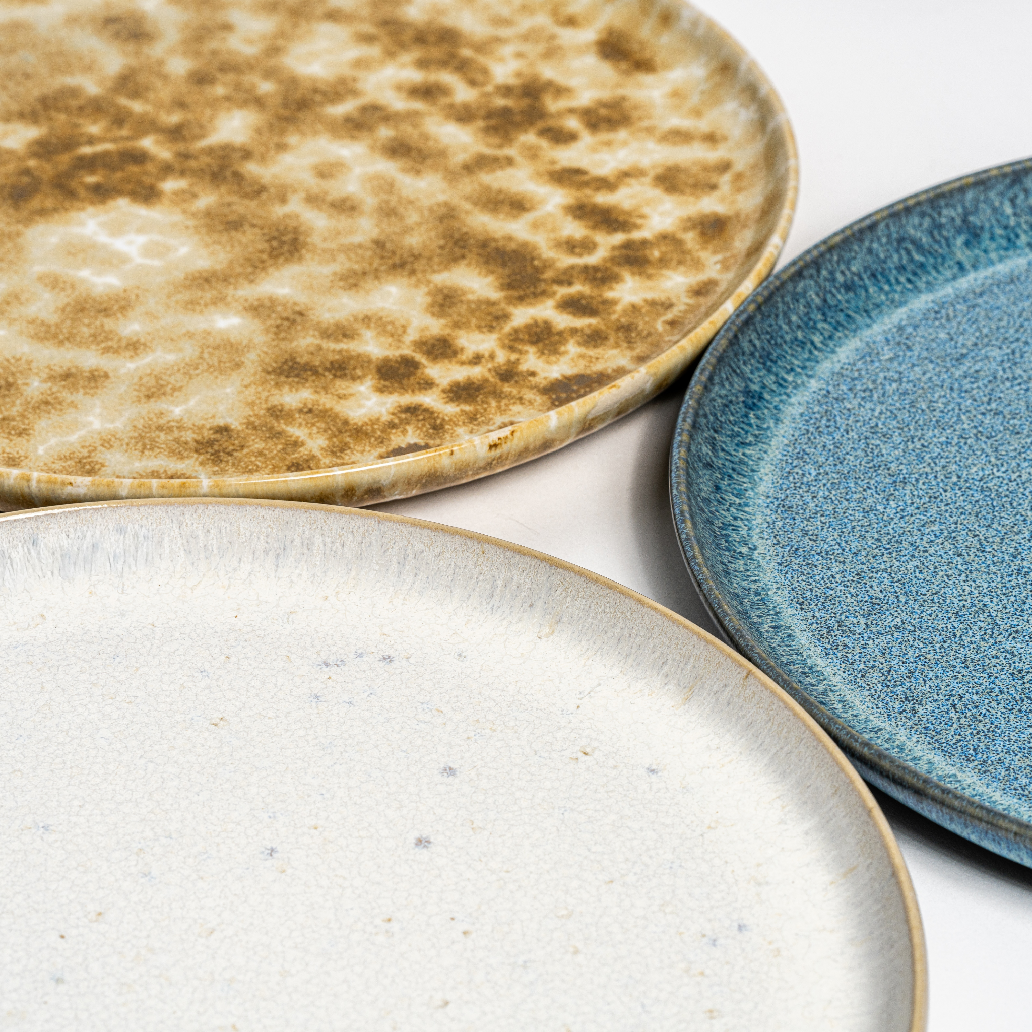 Assiettes plates