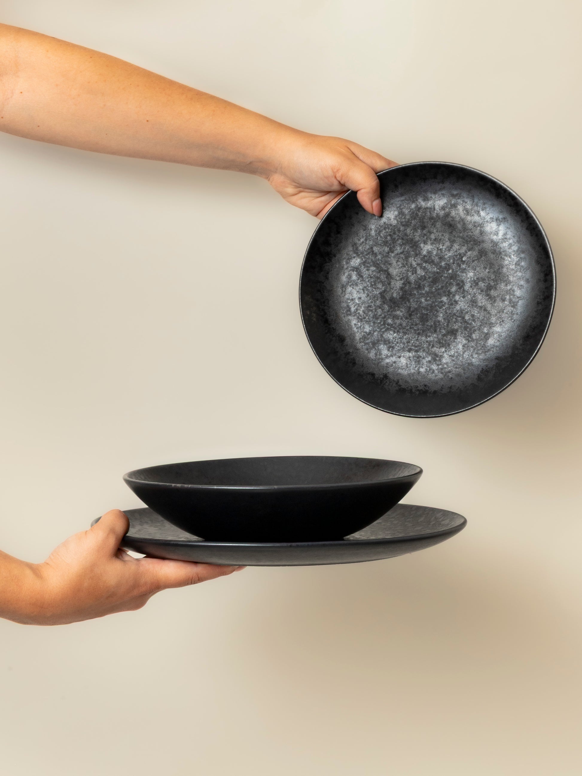 Assiette creuse Éclipse - Noir profond